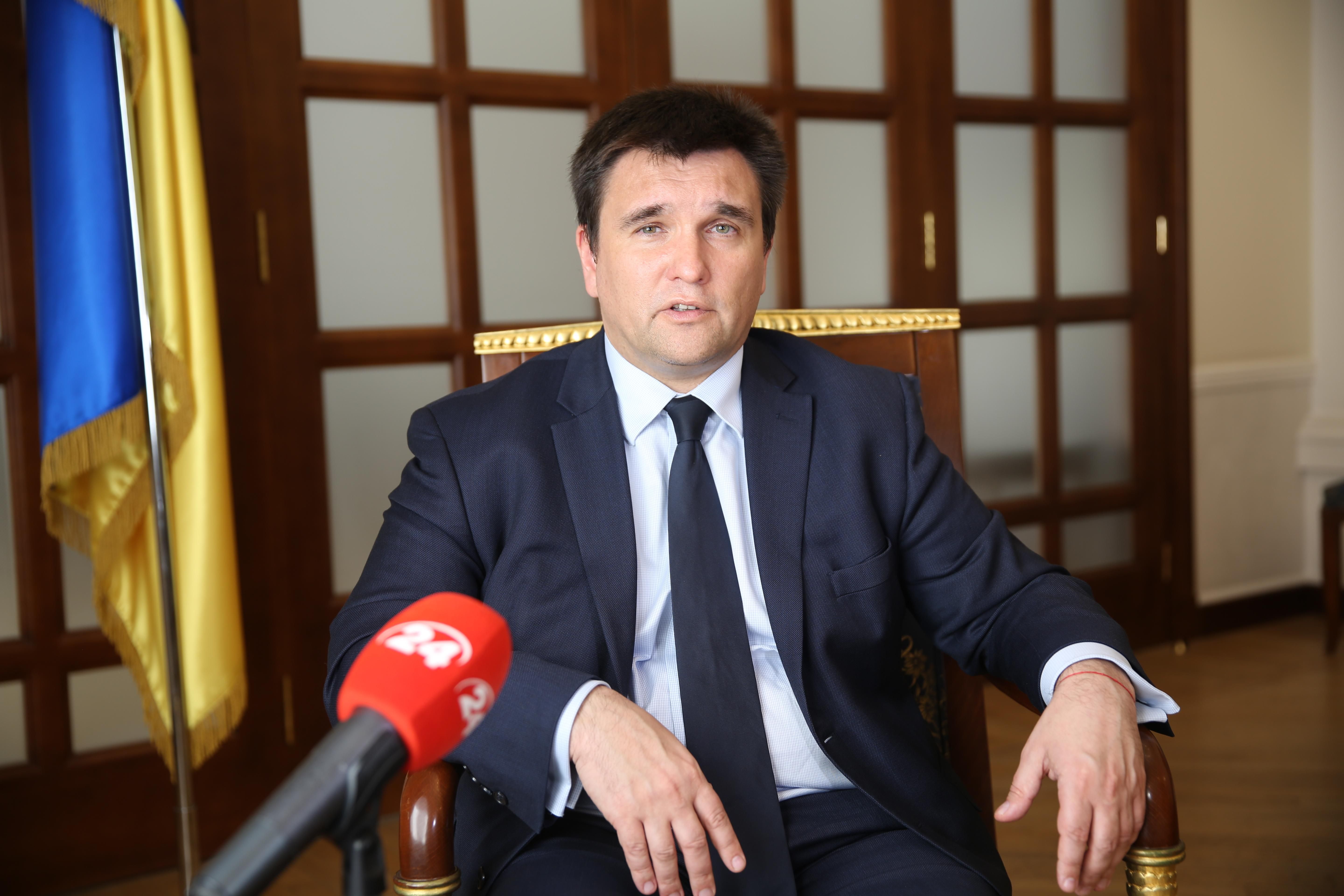 Клімкін сказав, що необхідно оновити в українській армії
Клімкін сказав, що необхідно оновити в українській армії