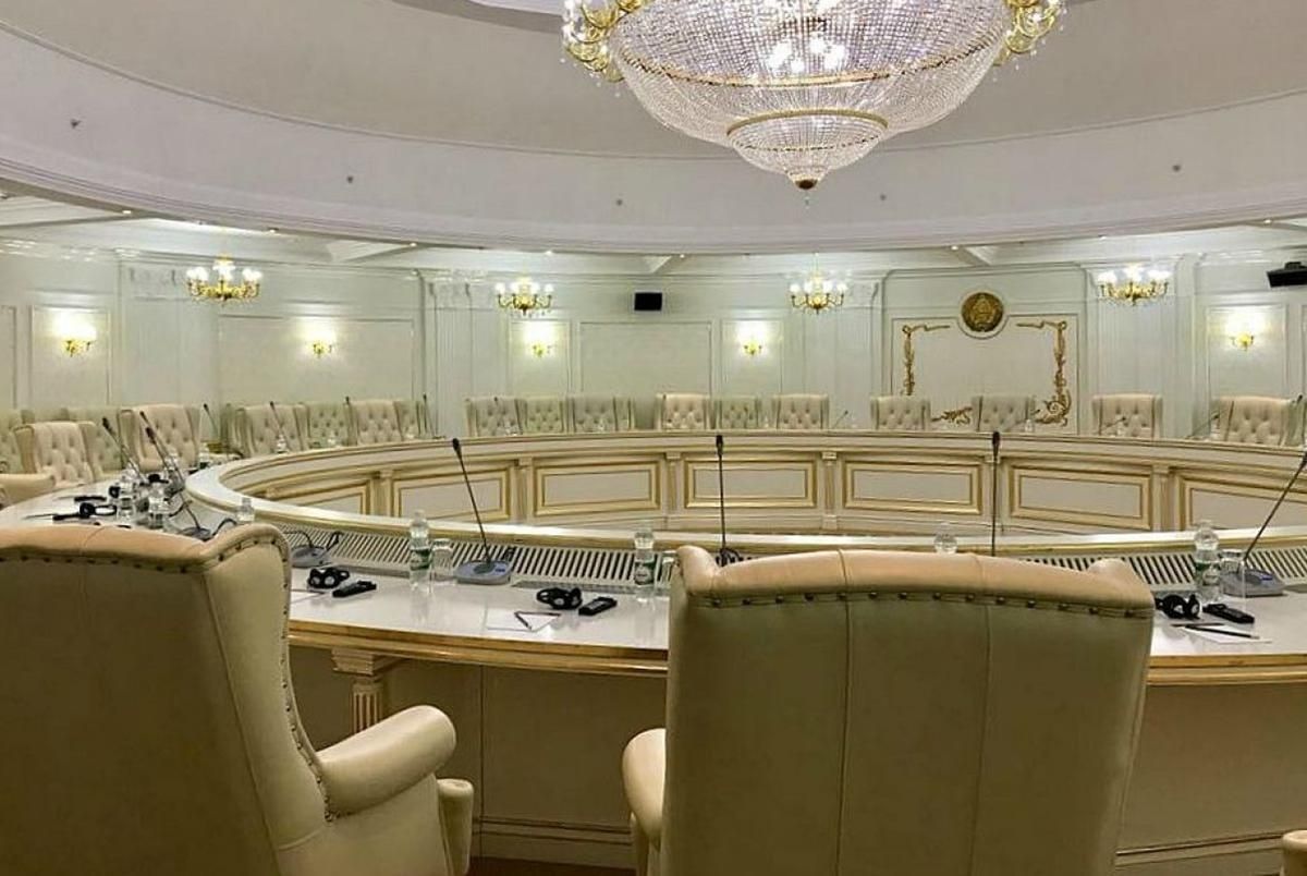 Продолжатся даже без политического урегулирования, – посол Германии о "Минске" Продолжатся даже без политического урегулирования, – посол Германии о "Минске"