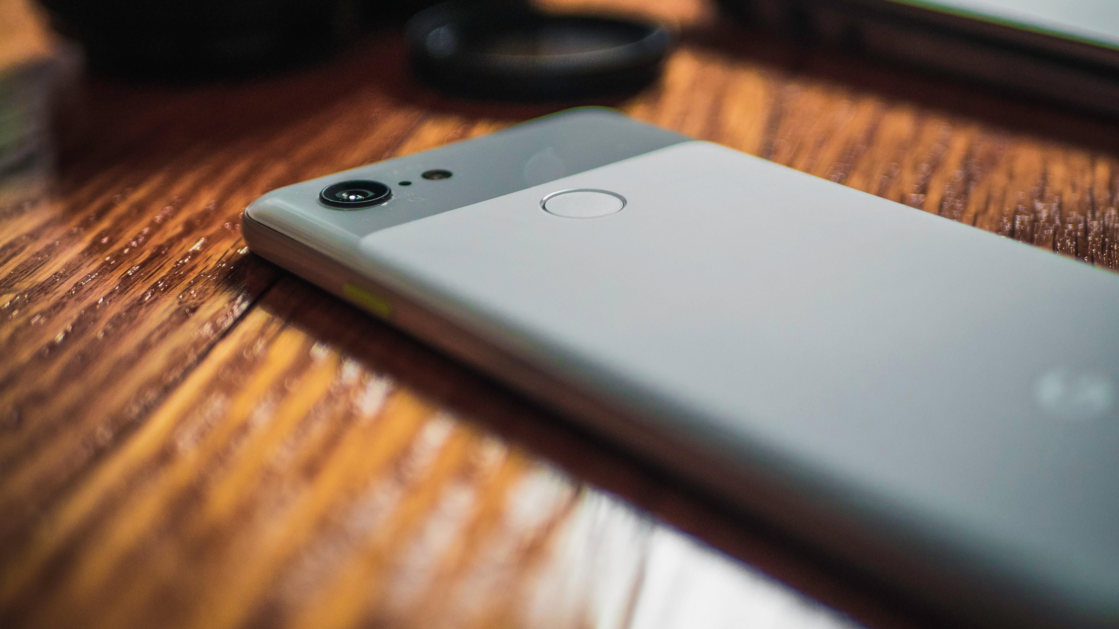 Google заплатит 1,5 миллиона долларов за обнаружение уязвимостей в смартфонах Pixel Google заплатит 1,5 миллиона долларов за обнаружение уязвимостей в смартфонах Pixel