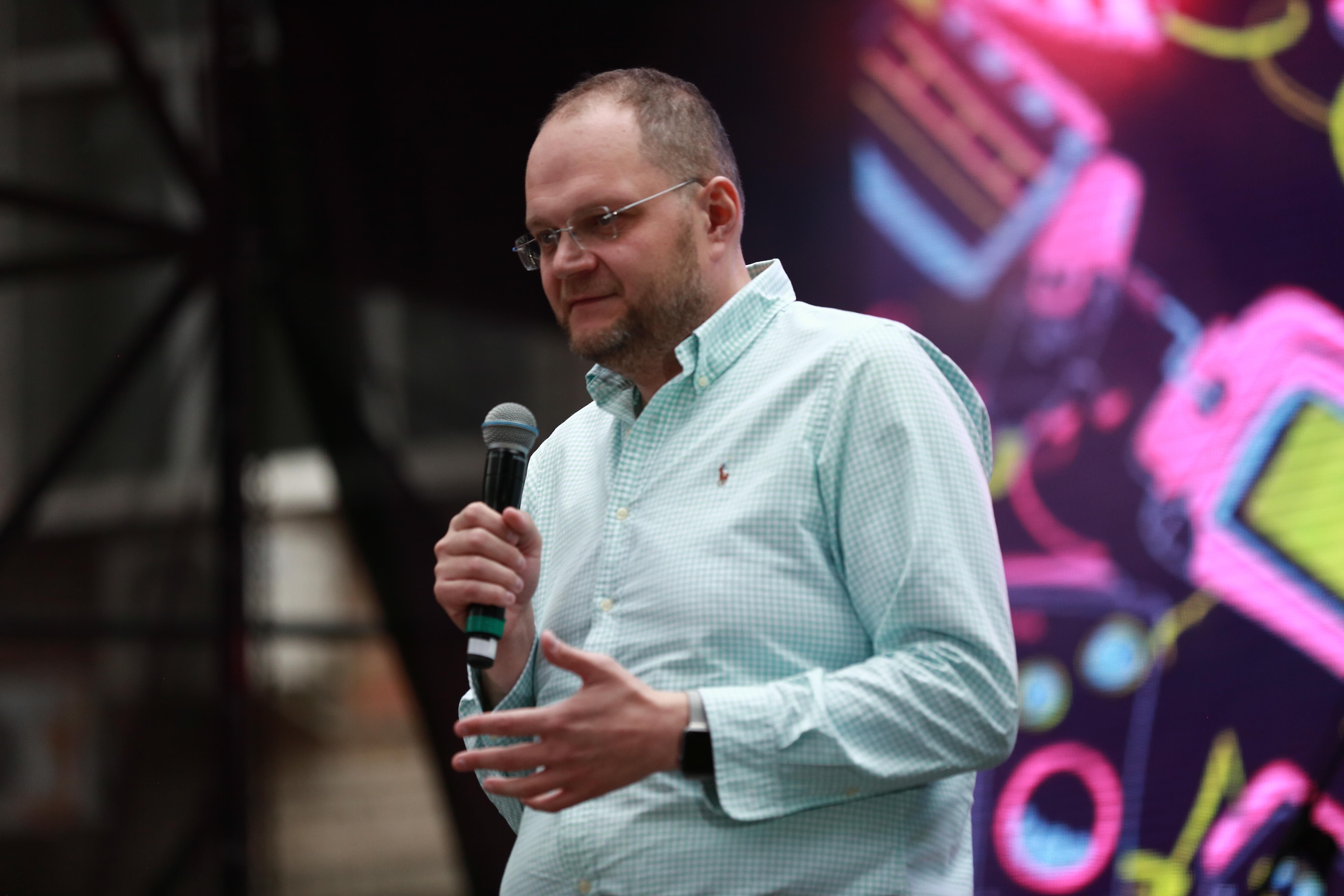 Бородянський пояснив, хто зможе позбавити журналістів статусу Бородянський пояснив, хто зможе позбавити журналістів статусу