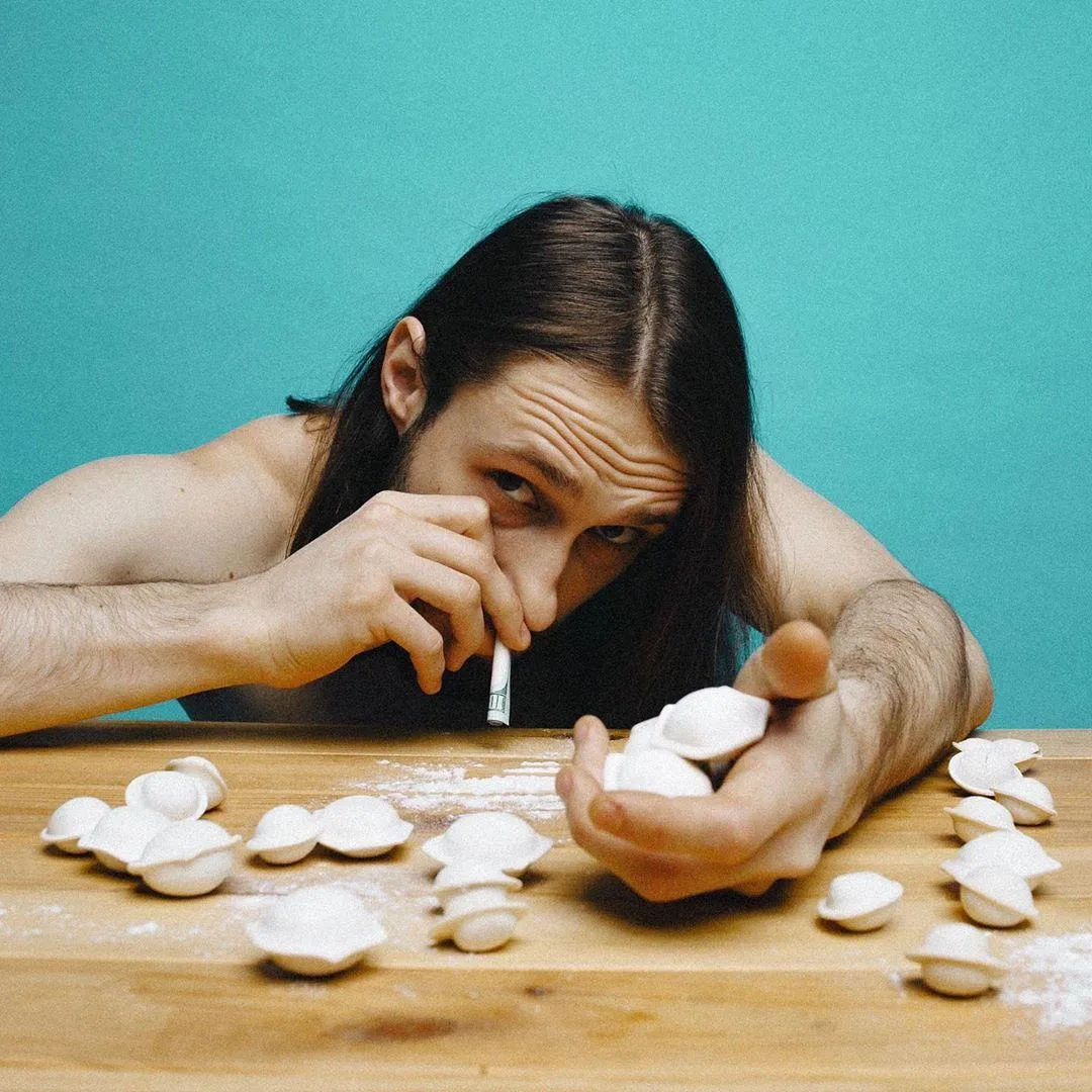 скандал з пельменною скандал з пельменною