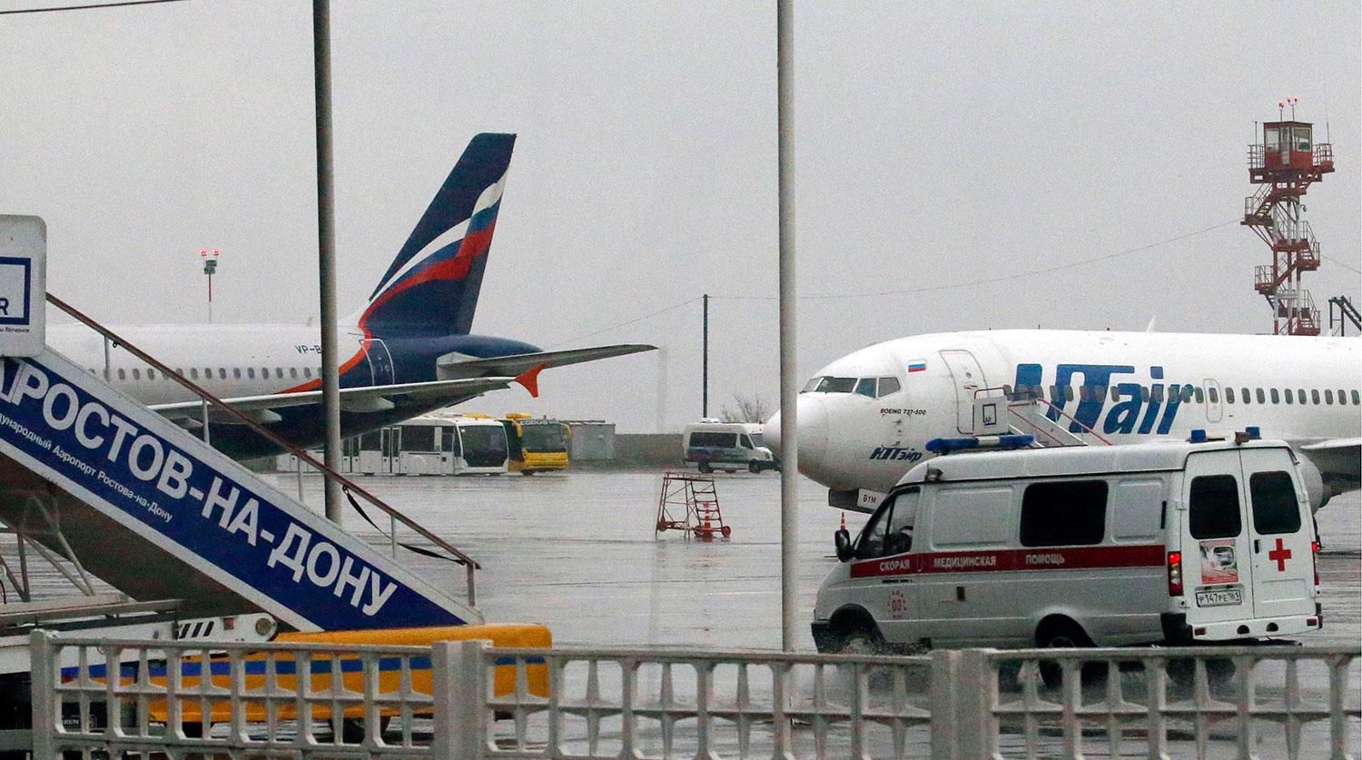 У Росії пілот літака помер після екстреної посадки