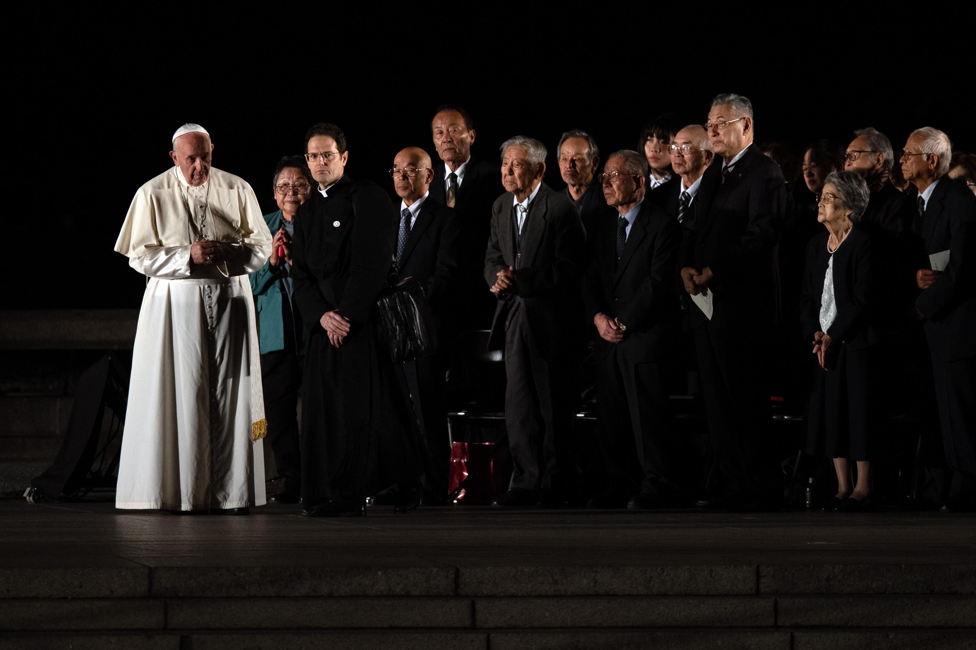 Місце болю й жаху: Папа Римський відвідав Хіросіму вперше з 1981 року