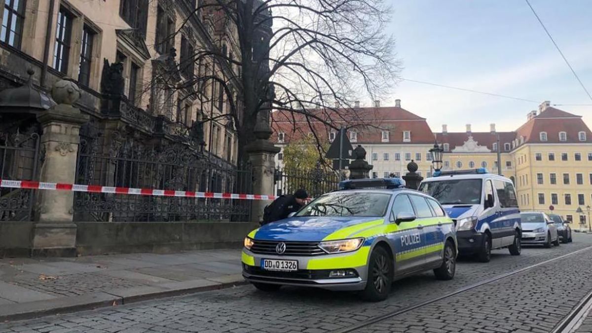 Зелене склепіння обіркали на сотні мільйонів євро: фото колекції Зелене склепіння обіркали на сотні мільйонів євро: фото колекції
