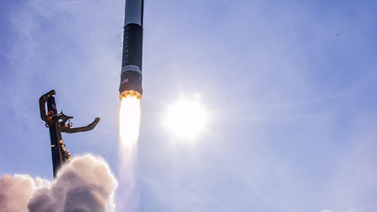 В погоне за SpaceX: Rocket Lab впервые запустит ракету Electron с системами возврата В погоне за SpaceX: Rocket Lab впервые запустит ракету Electron с системами возврата