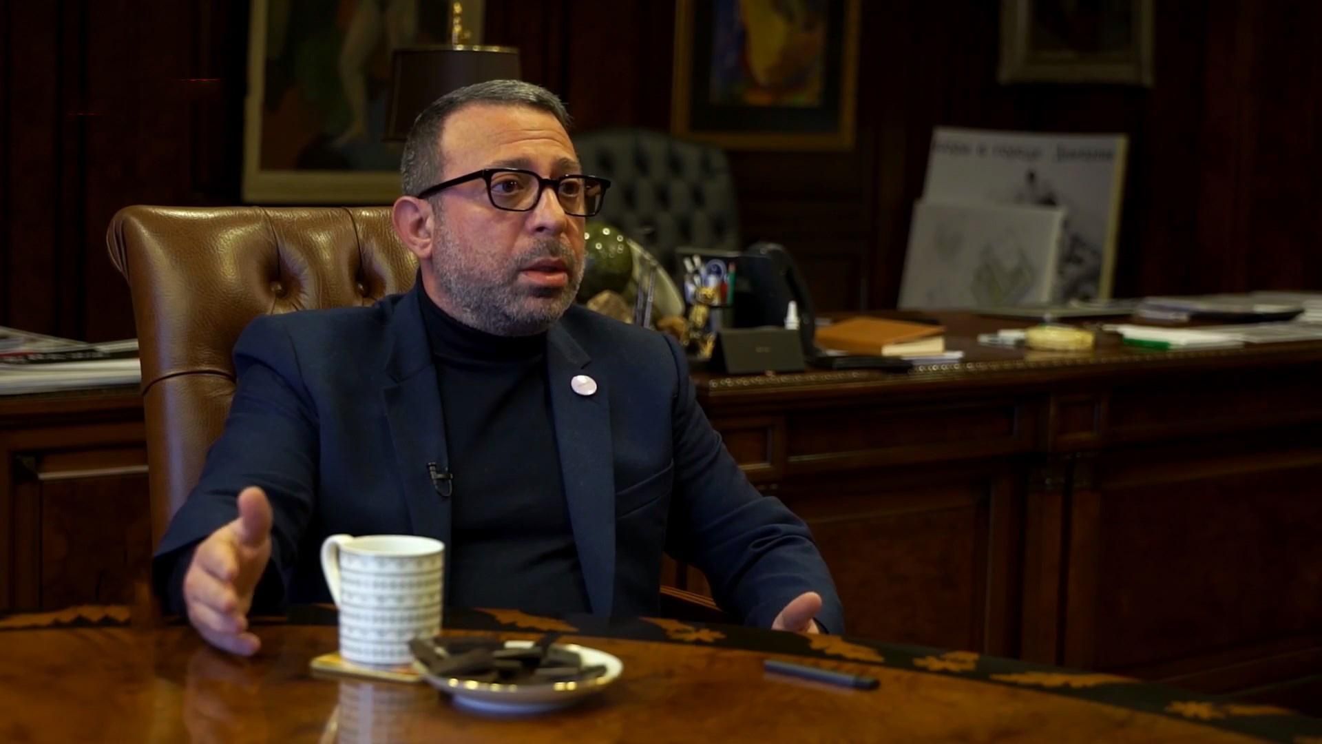 Дніпровські чиновники таємно "узгоджують" питання з Корбаном Дніпровські чиновники таємно "узгоджують" питання з Корбаном