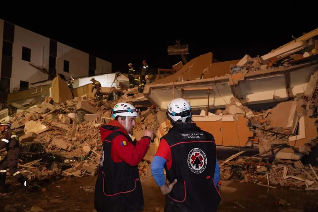 албанія землетрус рятувальники