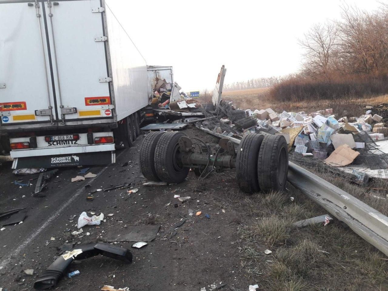 ДТП на трассе Киев – Одесса – фото аварии 26.11.2019 из 11 машин