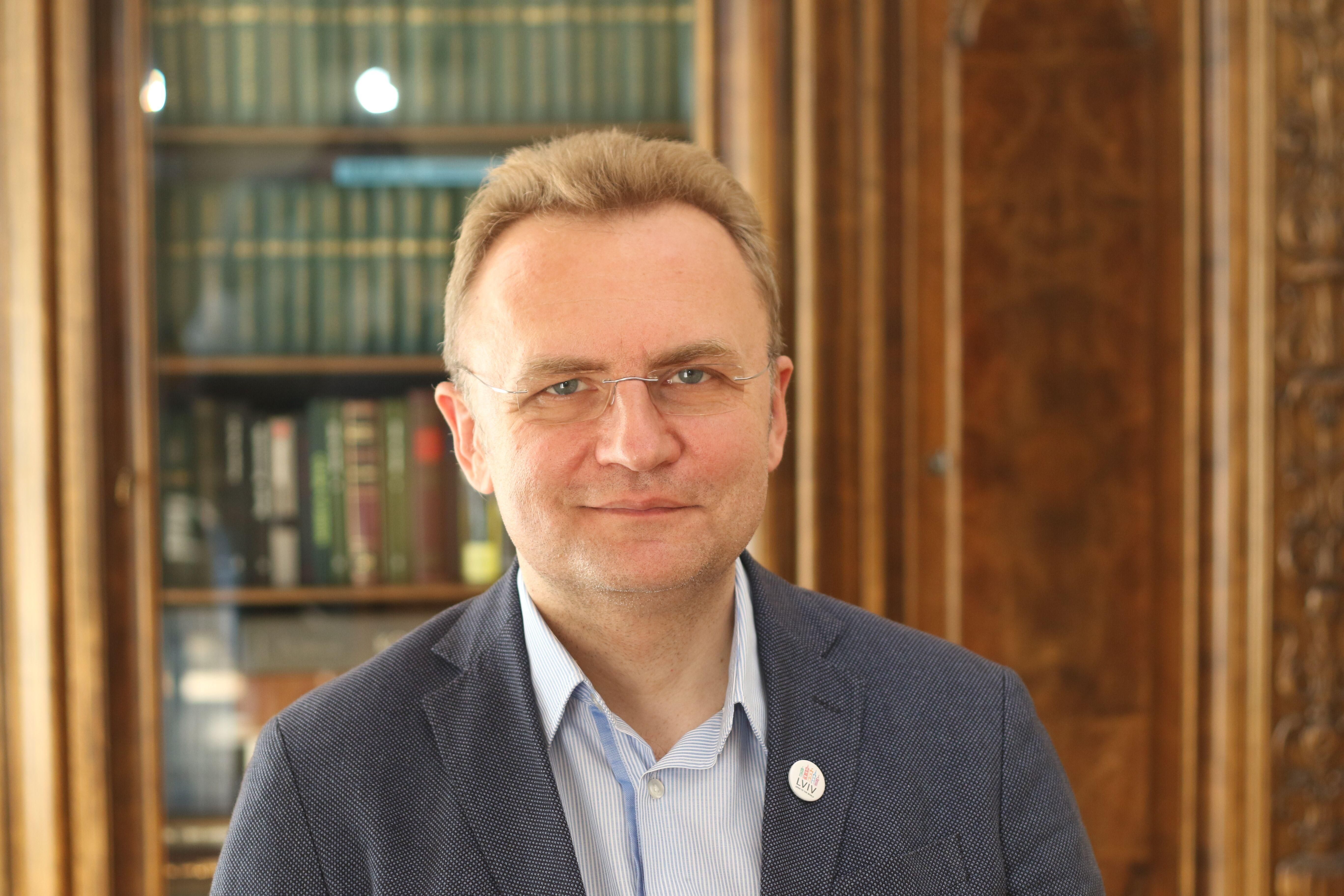 Садовий: Обміняти Медведчука на полонених – пропозиція, актуальна й досі Садовий: Обміняти Медведчука на полонених – пропозиція, актуальна й досі