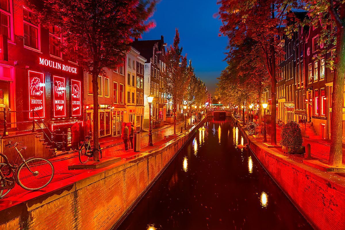 Квартал червоних ліхтарів в Амстердамі може зникнути 