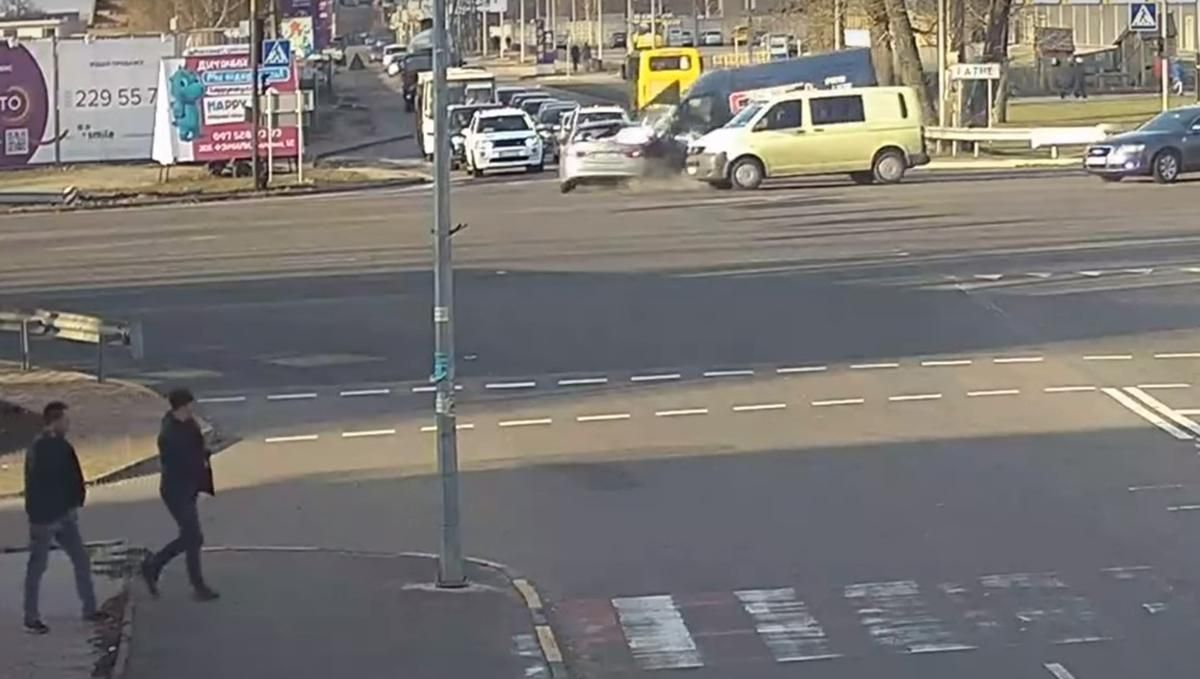 Николай Кулеба попал в ДТП возле Чабанова: что там будет Николай Кулеба попал в ДТП возле Чабанова: что там будет