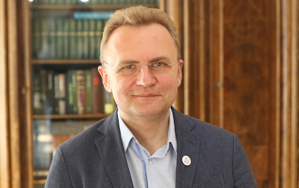 Садовый рассказал, почему его политически преследуют Садовый рассказал, почему его политически преследуют