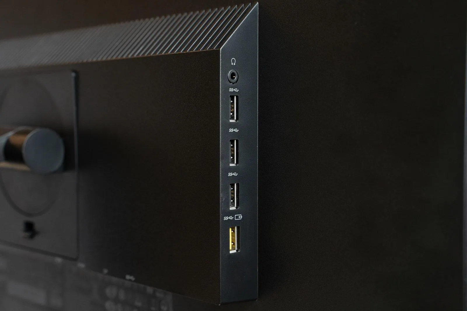 Lenovo ThinkVision P27u Lenovo ThinkVision P27u