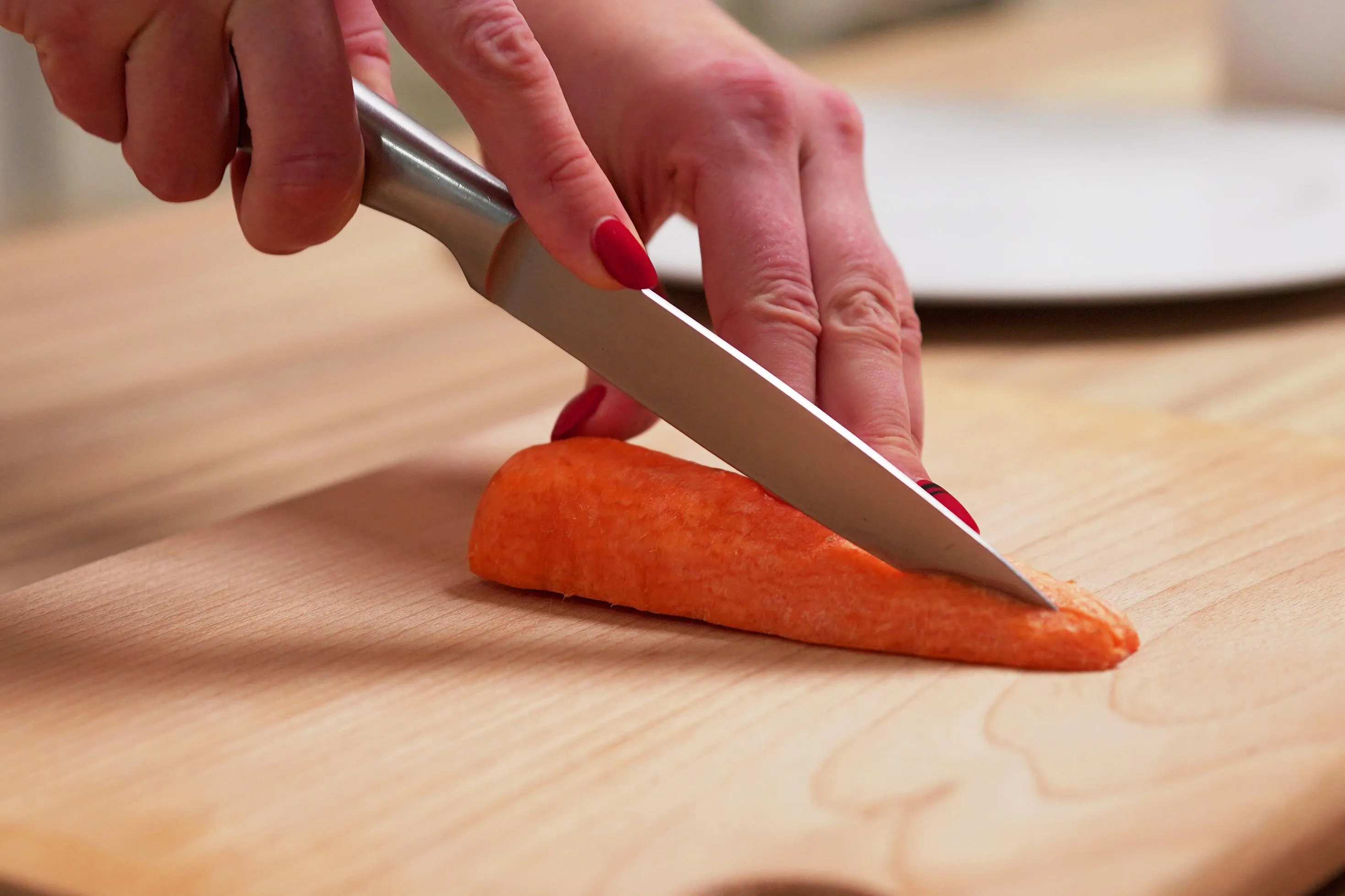 Рецепт приготування стейка лосося з броколі та морквою на сковорідці Рецепт приготування стейка лосося з броколі та морквою на сковорідці