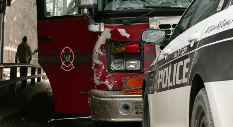 канада пожежна машина поліція теракт канада пожежна машина поліція теракт