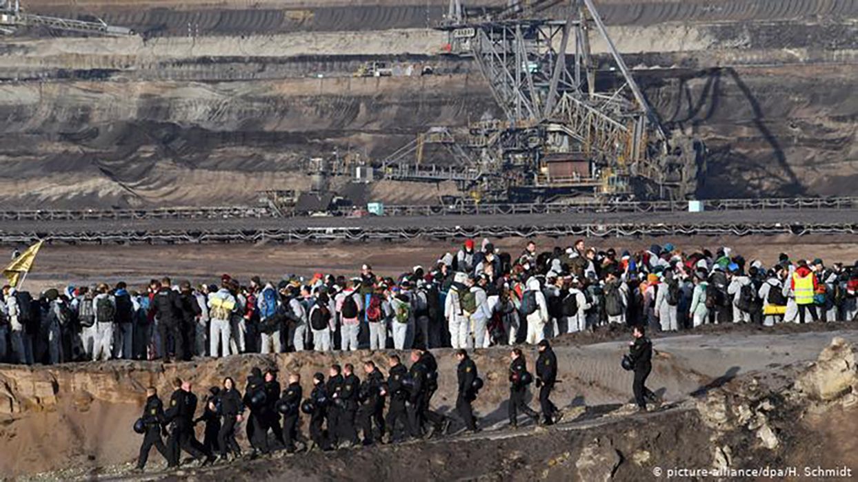 У Німеччині екоактивісти штурмували вугільні шахти: фото, відео