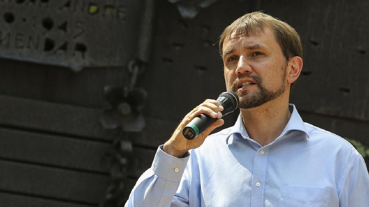 Владимир Вятрович официально стал народным депутатом: видео