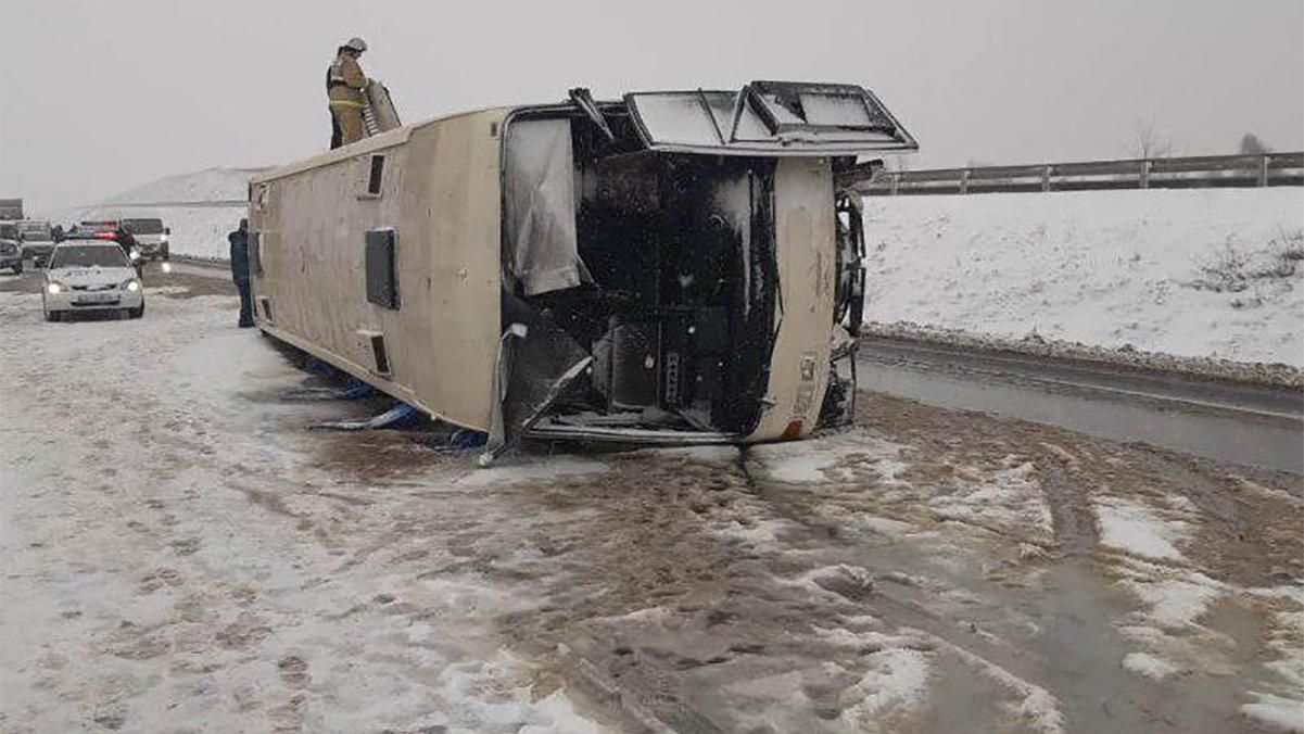 У Росії перекинувся автобус з українцями: багато потерпілих – коментар українського МЗС У Росії перекинувся автобус з українцями: багато потерпілих – коментар українського МЗС