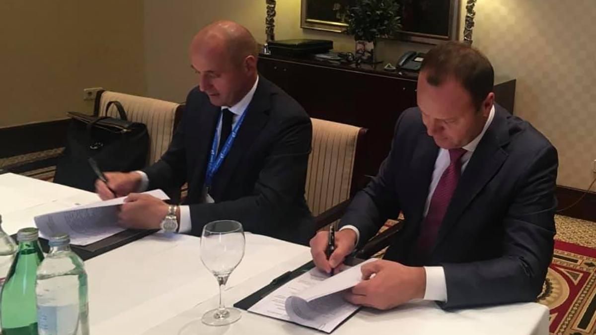 Україна та Росія підписали договір про транзит нафти на 10 років