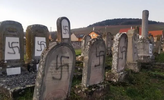 могили євреї франція