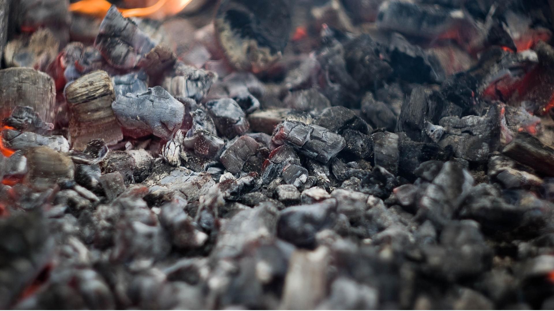 На Хмельниччині у кафе стався вибух: є постраждалі На Хмельниччині у кафе стався вибух: є постраждалі