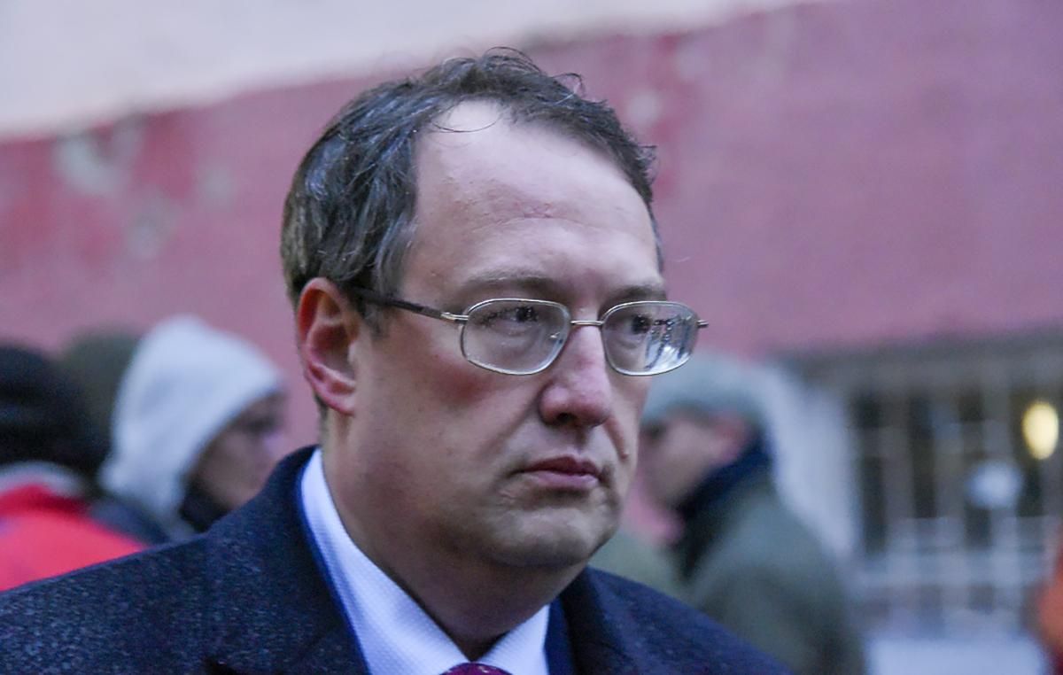 Пожежа в Одесі: МВС хоче посилити відповідальність за недбале ставлення до пожежної безпеки Пожежа в Одесі: МВС хоче посилити відповідальність за недбале ставлення до пожежної безпеки