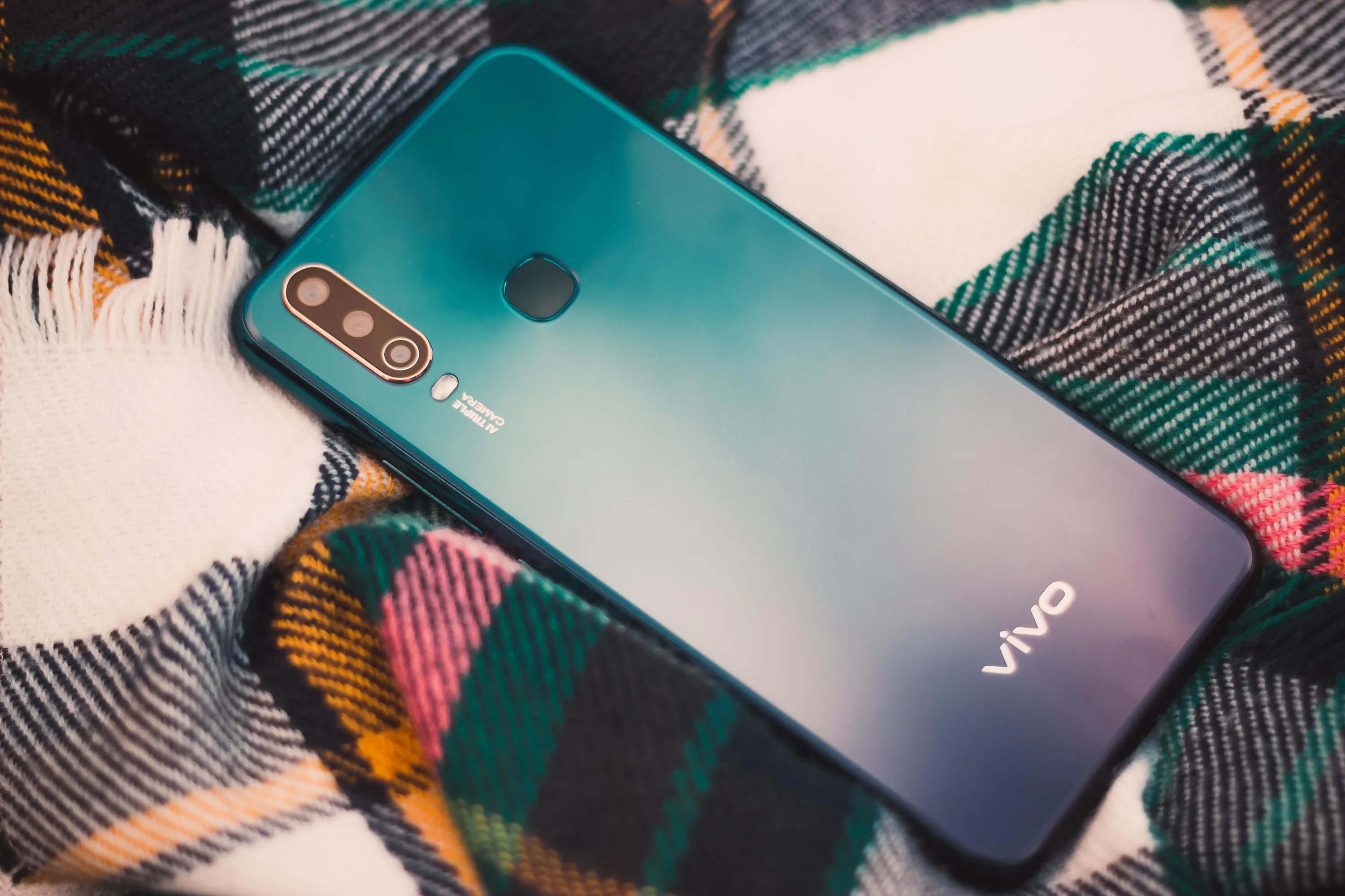 Огляд Vivo Y17 Огляд Vivo Y17