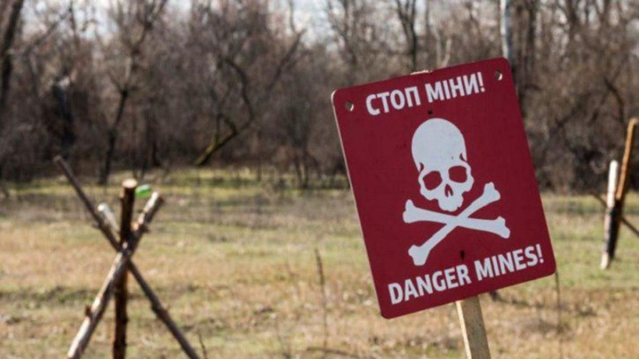 Хто допомагає Україні очистити землі Донбасу та коли там буде безпечно
