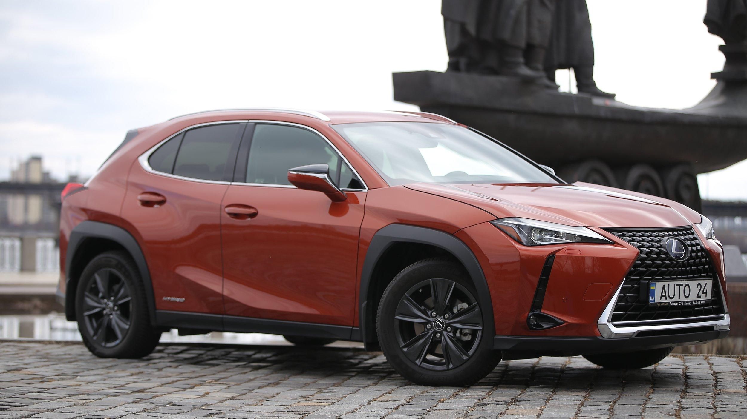 Тест-драйв Lexus UX 250h в Україні 2019 - характеристики, комплектації Лексус