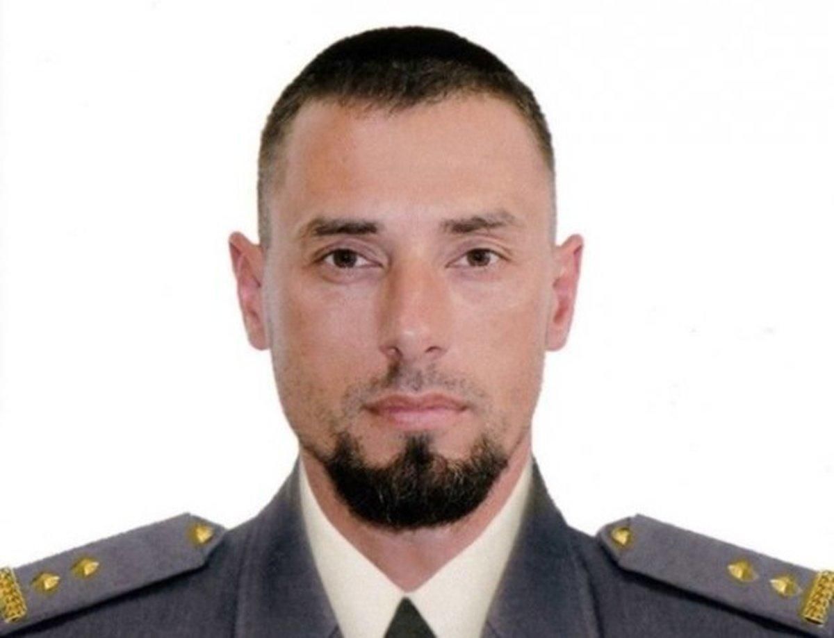 Бойовики досі не повернули тіло загиблого спецпризначенця СБУ Дмитра Каплунова Бойовики досі не повернули тіло загиблого спецпризначенця СБУ Дмитра Каплунова