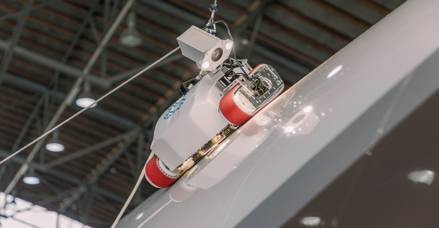 Представили робота-присоску для осмотра самолетов Представили робота-присоску для осмотра самолетов