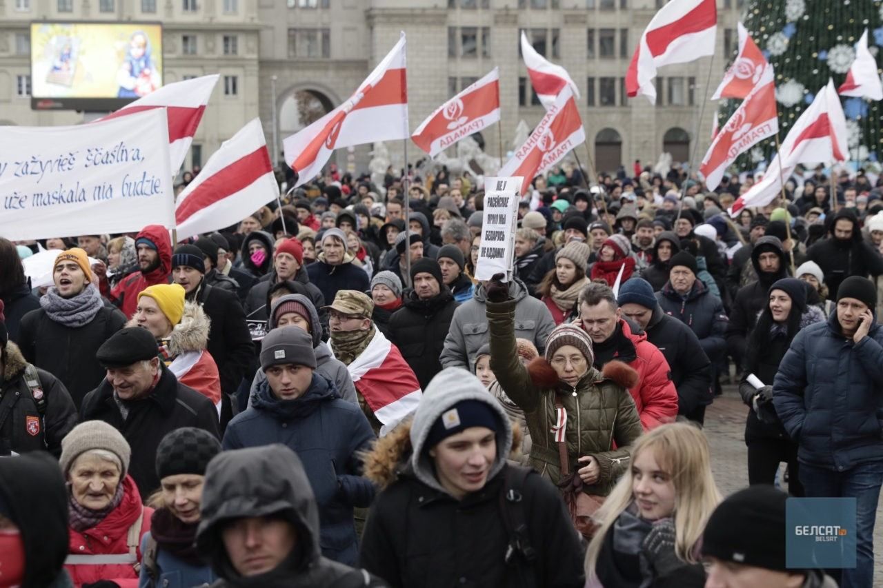 "Путін, іди на …": білоруси другий день протестують проти приєднання до Росії – фото