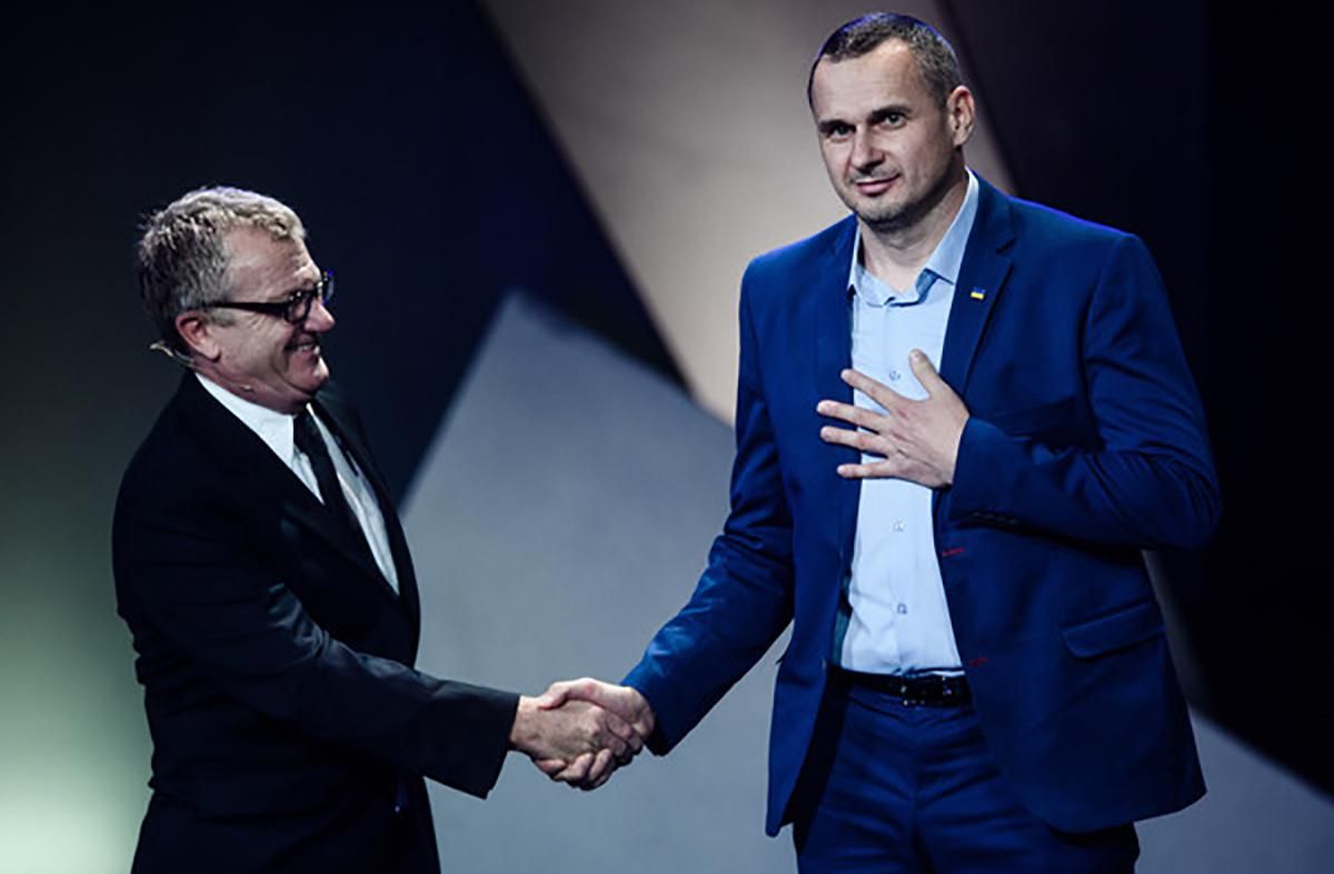 Сенцову не дали выступить на вручении премии Европейской киноакадемии Сенцову не дали выступить на вручении премии Европейской киноакадемии