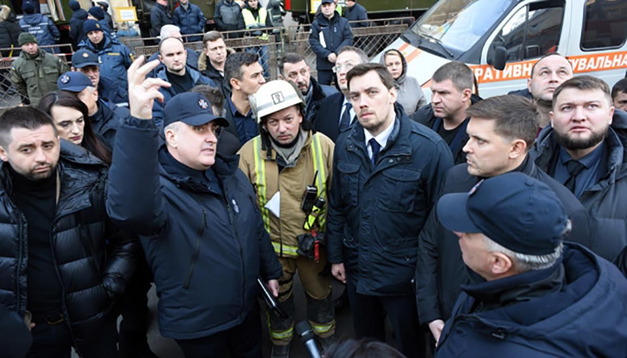Гончарук в Одесі анонсував відставку чиновників: коледж 5 років не перевіряли на пожежну безпеку