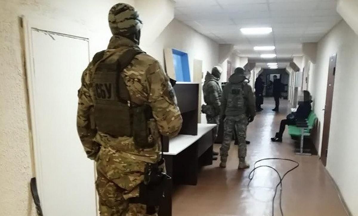 Чиновники привласнили 10 мільйонів гривень для дитячого будинку в зоні ООС: фото Чиновники привласнили 10 мільйонів гривень для дитячого будинку в зоні ООС: фото