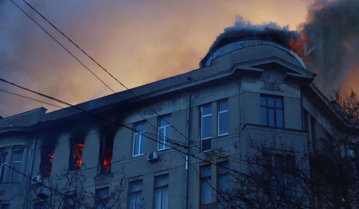 Пожар в колледже Одессы на Троицкой: полиция рассматривает еще одну версию