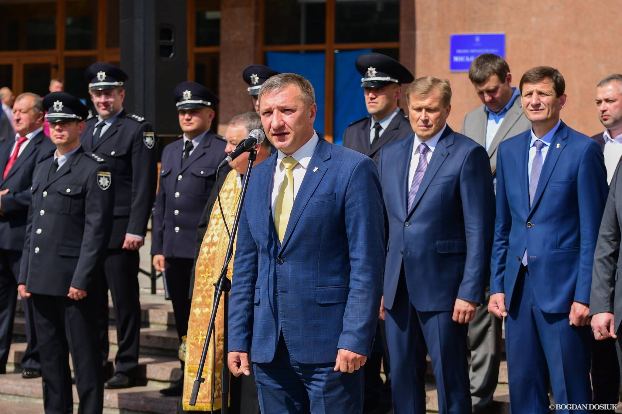 "Свободівця" Олексія Кайду, який побився зі "слугою народу" в Раді, відпустили на поруки "Свободівця" Олексія Кайду, який побився зі "слугою народу" в Раді, відпустили на поруки