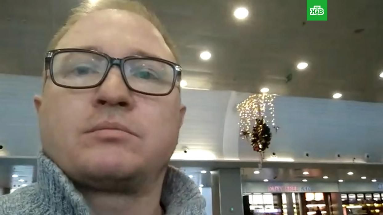 Російського пропагандиста Савіна не впустили в Україну: відео