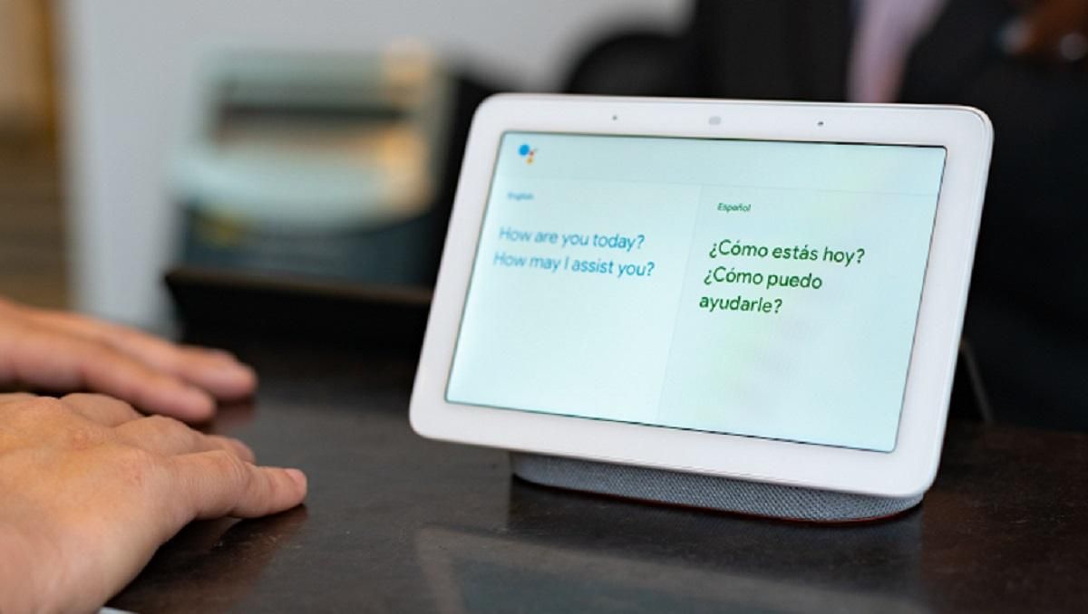 Смартфоны с Google Assistant научились переводить "на ходу" с 44 языков