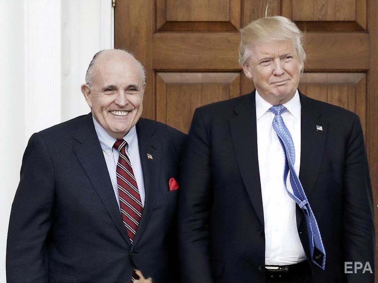 Більше інформації, ніж можна уявити: Джуліані доповів Трампу про поїздку в Україну Більше інформації, ніж можна уявити: Джуліані доповів Трампу про поїздку в Україну