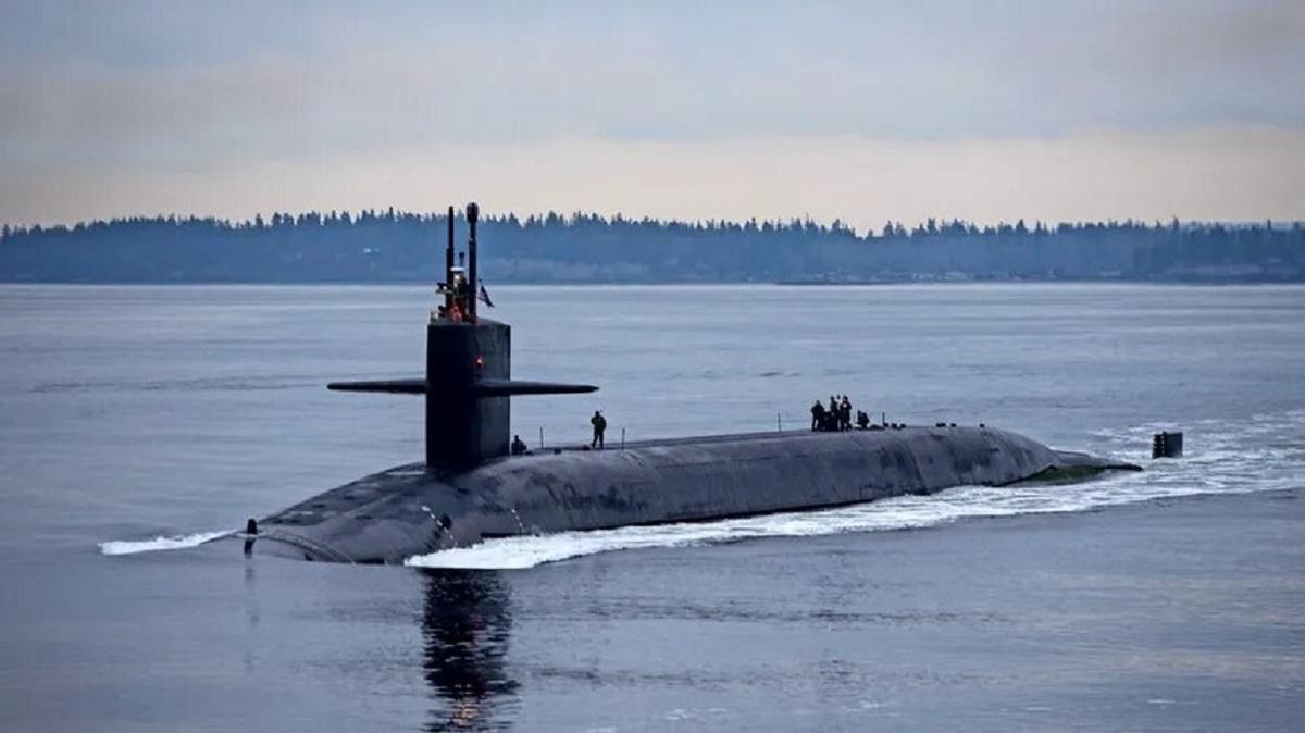 Росія зосередила підводні війська біля берегів Норвегії, НАТО посилює власні патрулі Росія зосередила підводні війська біля берегів Норвегії, НАТО посилює власні патрулі