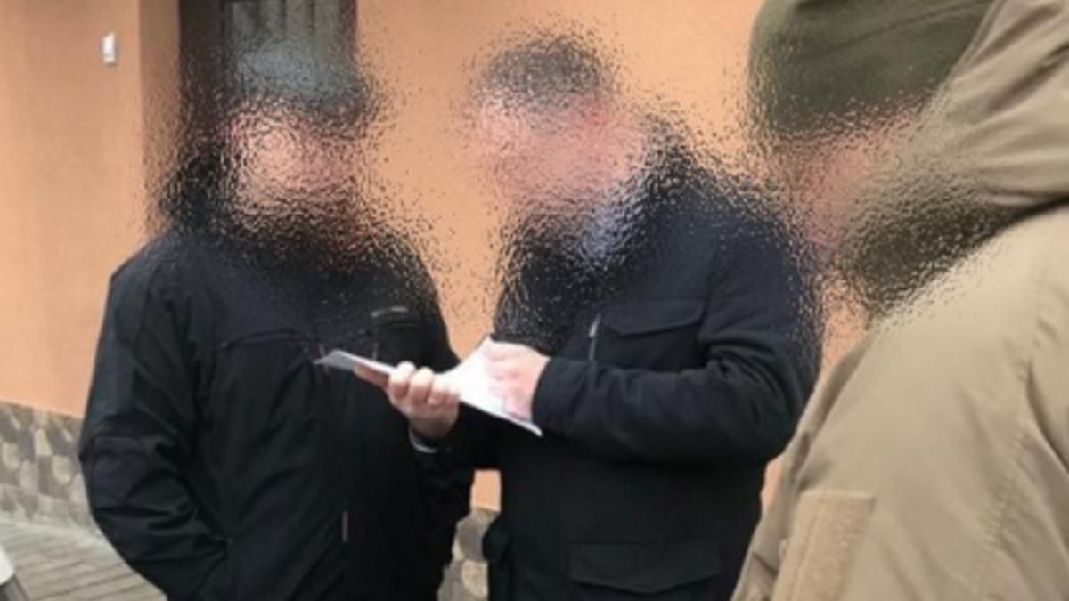 На Херсонщині затримали антиукраїнських інтернет-пропагандистів: подробиці На Херсонщині затримали антиукраїнських інтернет-пропагандистів: подробиці