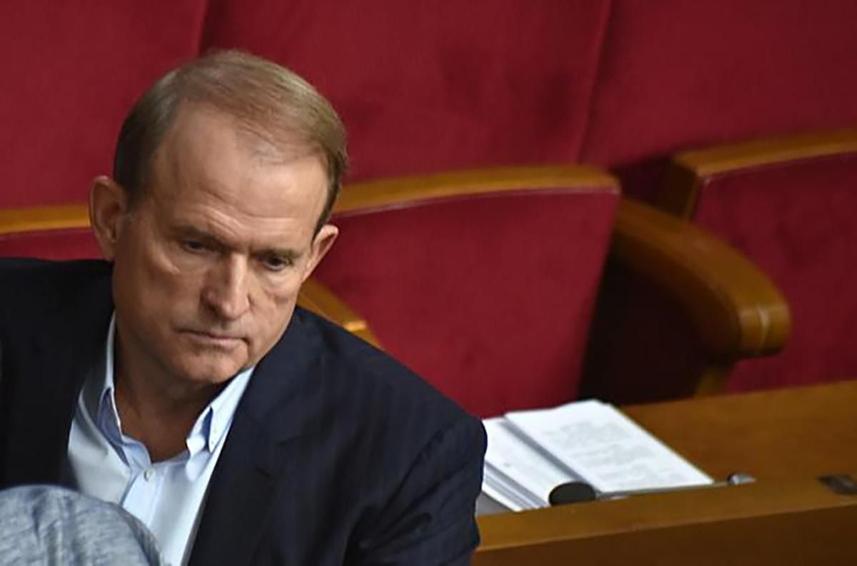 Петиция за лишение Медведчука звания почетного юриста набрала 25 тысяч голосов Петиция за лишение Медведчука звания почетного юриста набрала 25 тысяч голосов