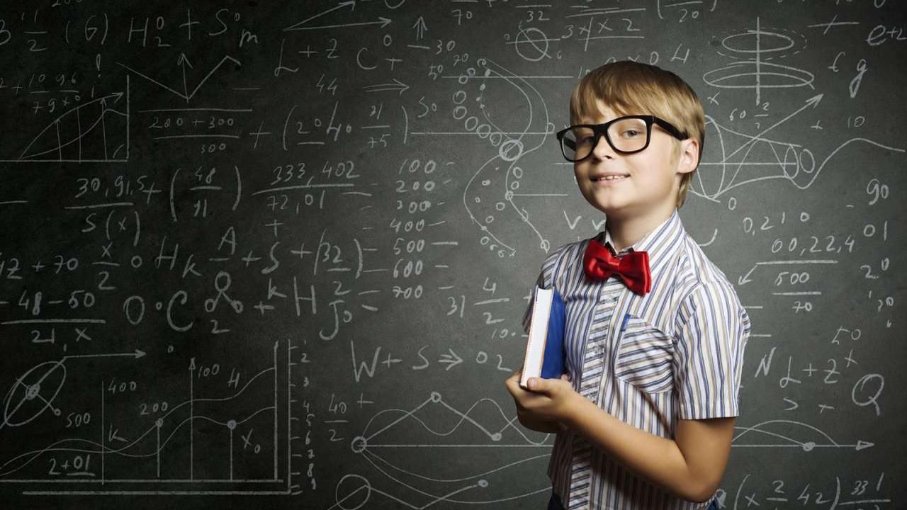 Дев’ятикласник з Дніпра винайшов пристрій, який заряджає телефон від ходьби: деталі Дев’ятикласник з Дніпра винайшов пристрій, який заряджає телефон від ходьби: деталі