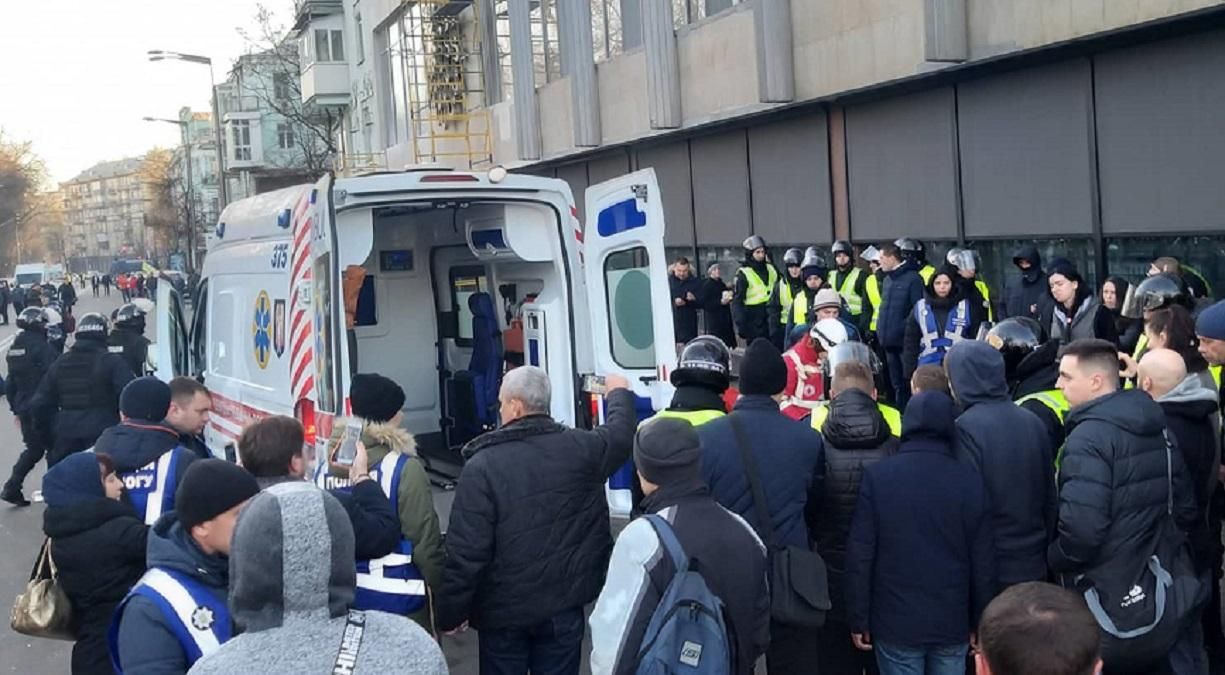 Столкновения под Верховной Радой: полиция открыла производство против протестующих Столкновения под Верховной Радой: полиция открыла производство против протестующих