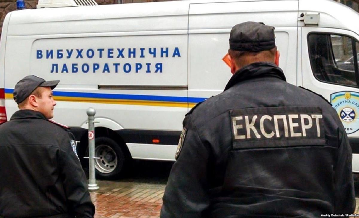 Кабмін посилив відповідальність за фейкові мінування Кабмін посилив відповідальність за фейкові мінування