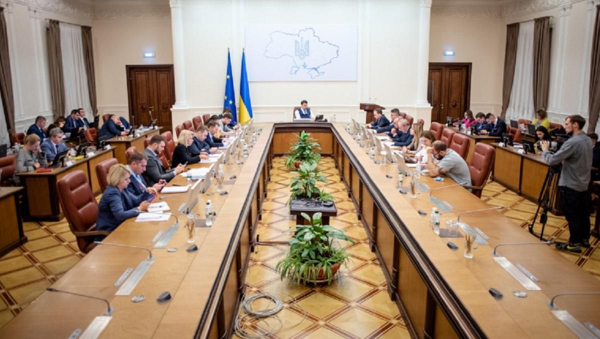 Правительство упростило получение гражданства для защитников Украины