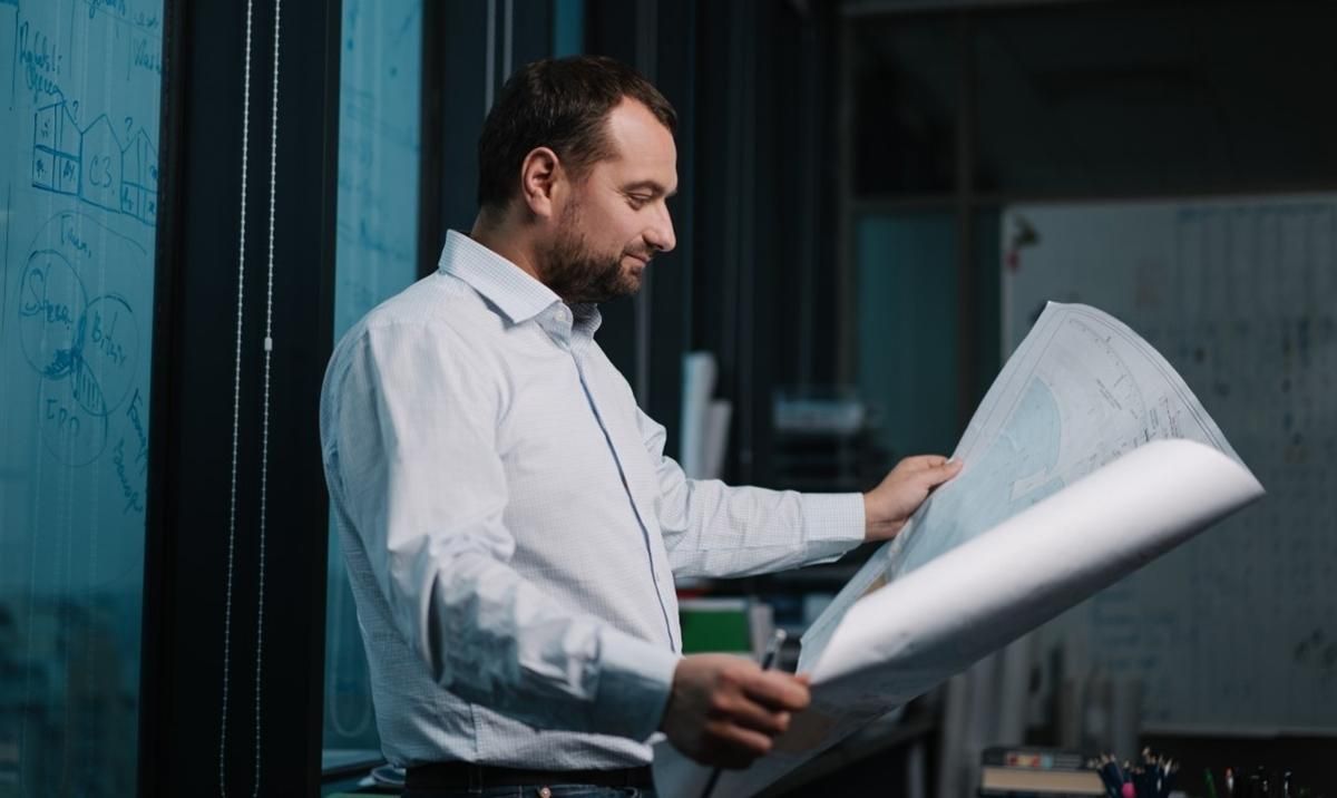 Только подняв зарплаты, мы сможем побороть проблему оттока профессиональных строителей, - Вавриш Только подняв зарплаты, мы сможем побороть проблему оттока профессиональных строителей, - Вавриш