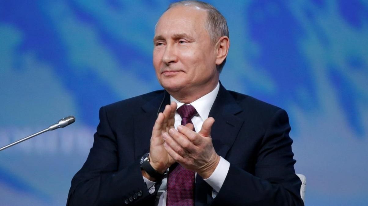 Обмовка за Фрейдом: говорячи про "київський режим", Путін забув, що вже змінив свою риторику