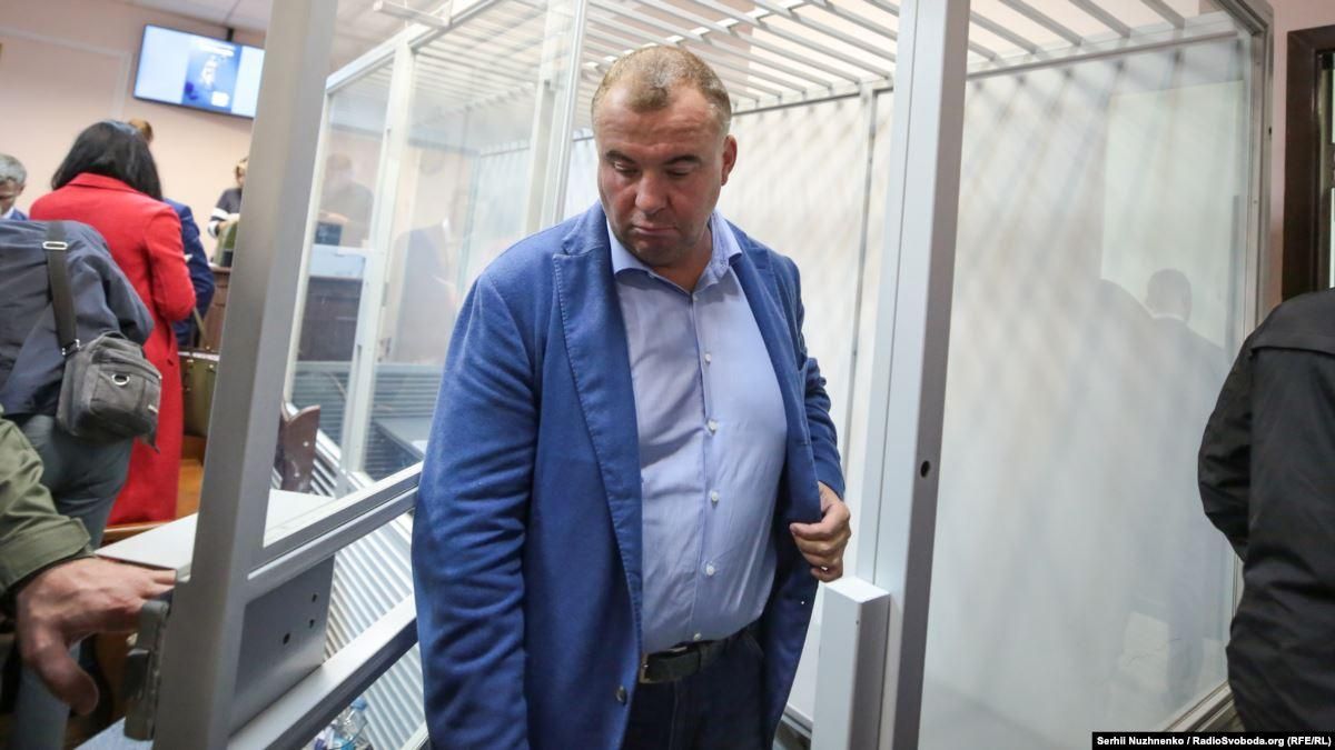 Суд дозволив зняти електронний браслет з Гладковського Суд дозволив зняти електронний браслет з Гладковського